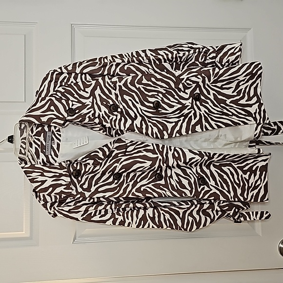 Anne Klein Jackets & Blazers - Anne Klein Raincoat/Jacket, S